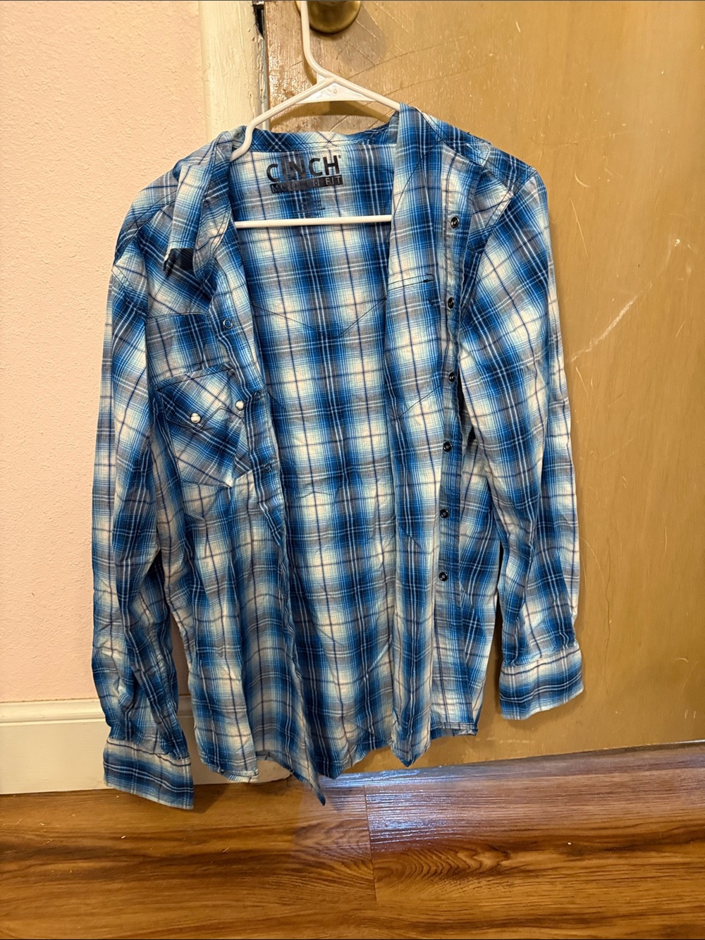 Cinch Men's Blue & White Plaid Button-Down Shirt